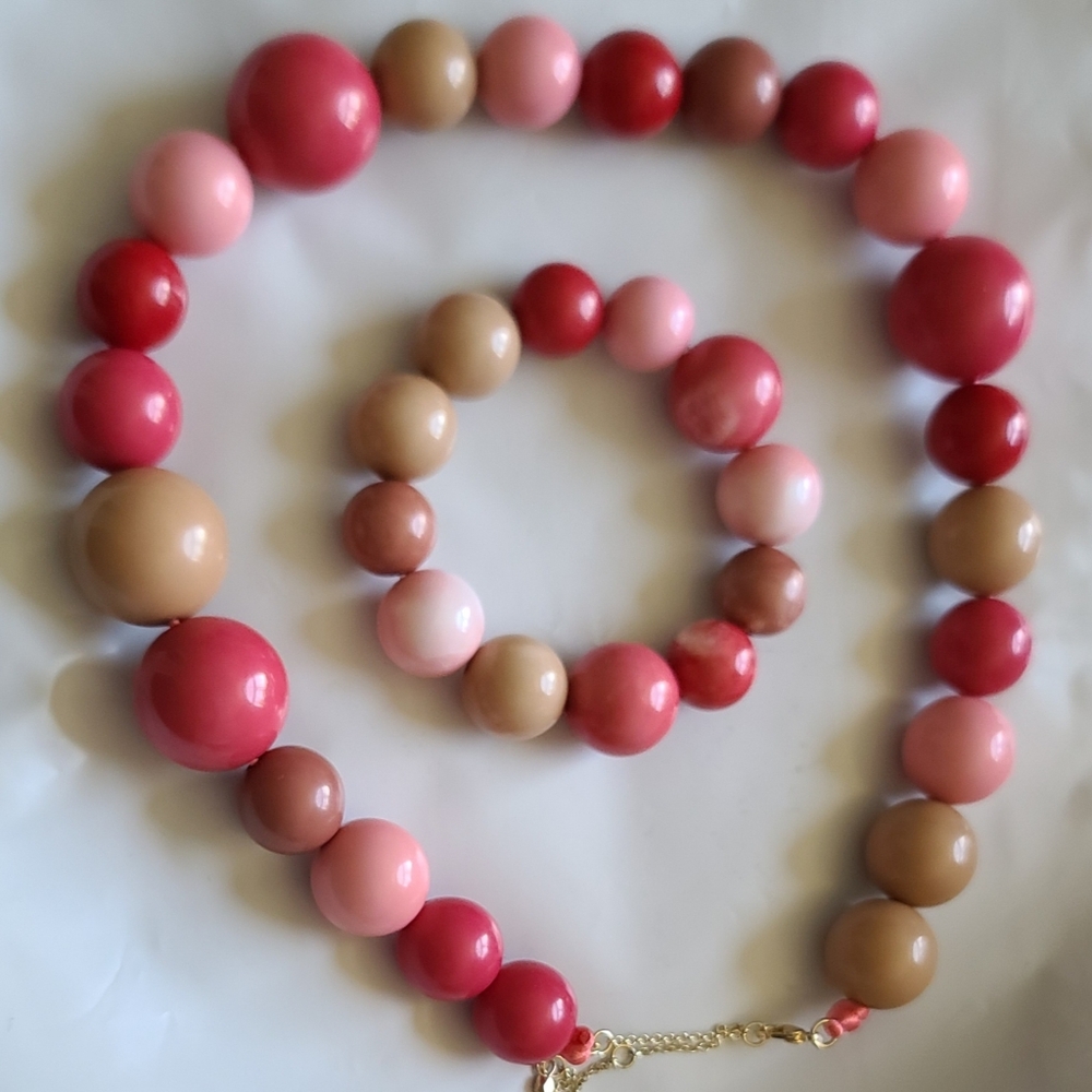 Elegant Pink and Tan Beaded Necklace and Bracelet Set